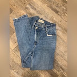Abercrombie and Fitch High Rise 90s Straight Cross Jeans